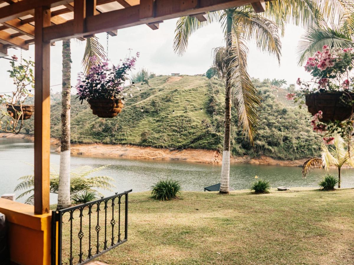 Volare Guatape Isla Hostel Kültér fotó