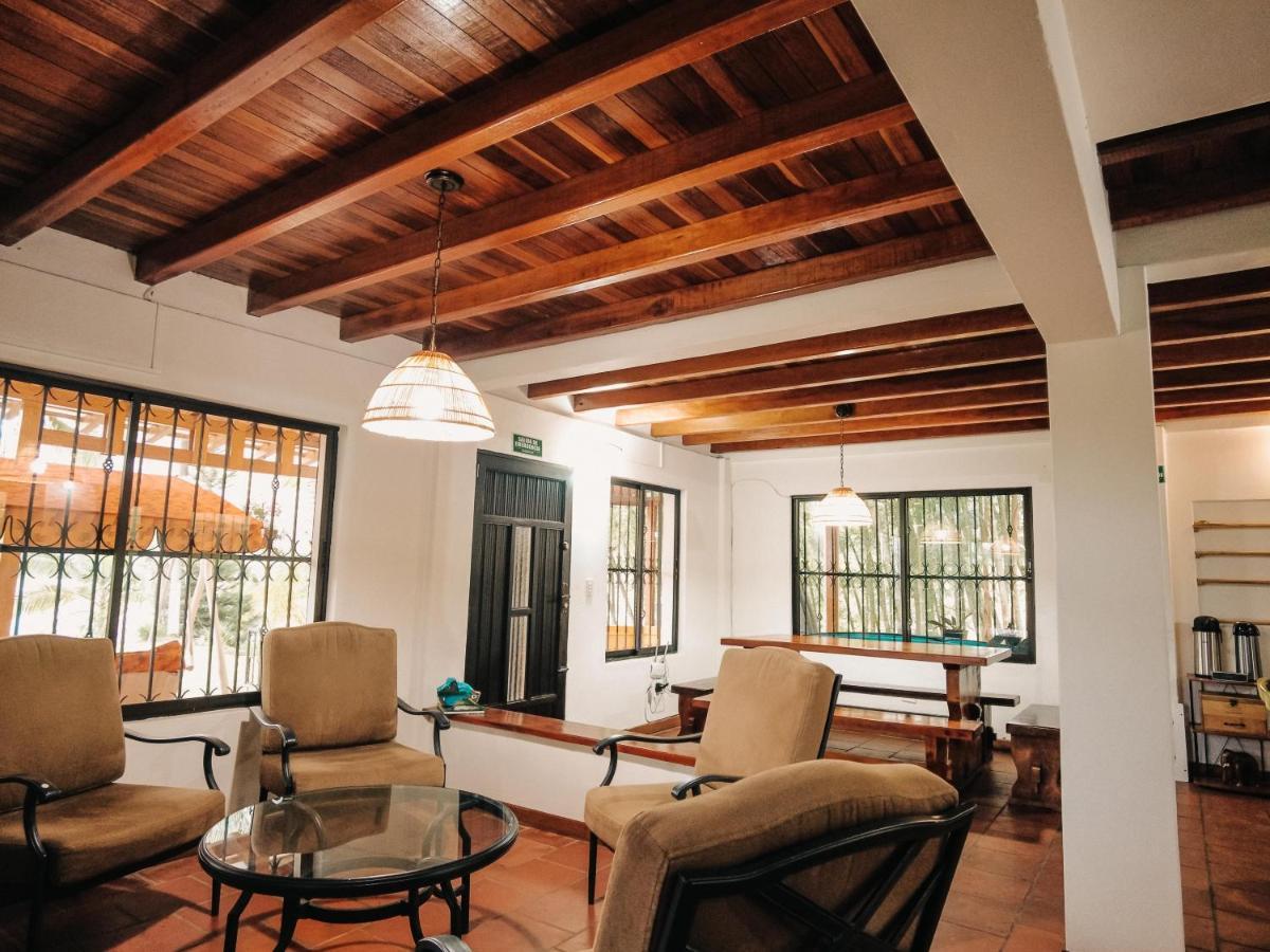 Volare Guatape Isla Hostel Kültér fotó